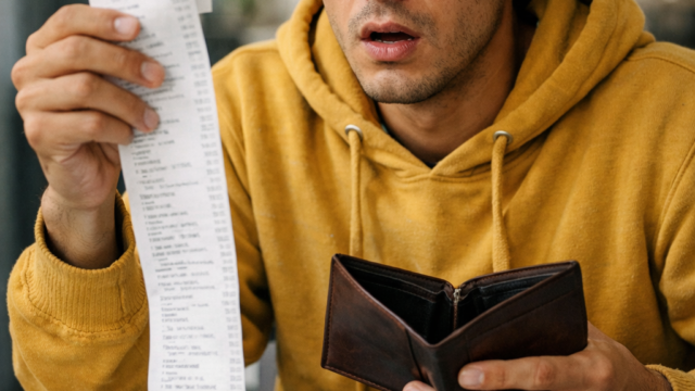 Estrategia financiera para vivir solo: 6 tips increíbles